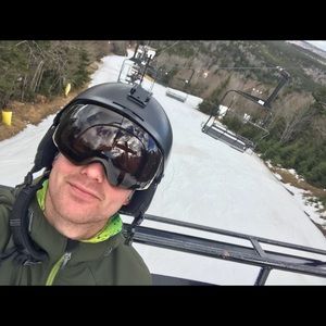 Meet your Posher, Max